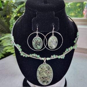 CATO Lime Green Filigree Statement Choker and Earrings Set / Pierced